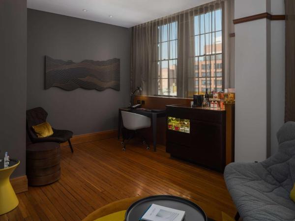 QT Sydney : photo 2 de la chambre suite d'angle qt