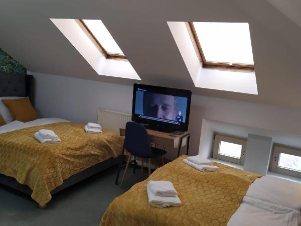 Great Polonia Wrocław Tumski : photo 3 de la chambre chambre familiale avec salle de bains