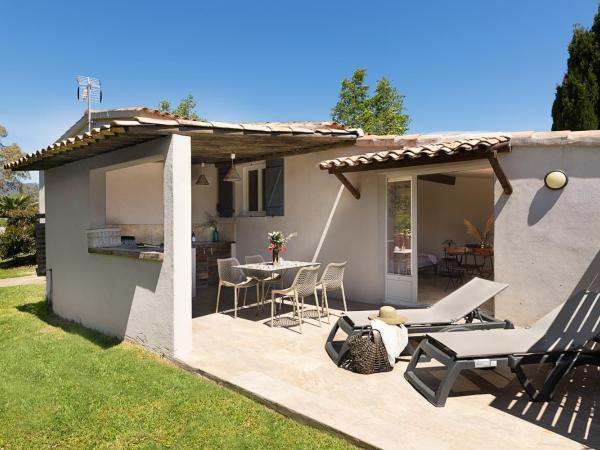 Résidence I Levri : photo 2 de la chambre appartement - vue sur jardin