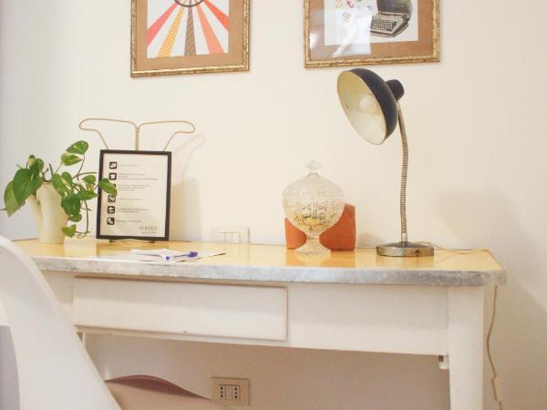 Sa Prazza GuestHouse : photo 10 de la chambre chambre double avec salle de bains privative