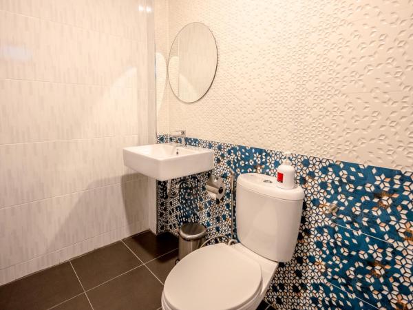 บ้านสุขซอย5 : photo 7 de la chambre chambre double