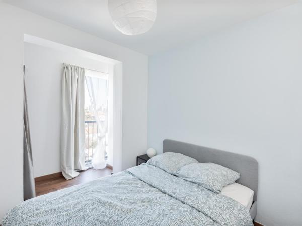 Chambre Privée - TOUT CONFORT - WIFI : photo 4 de la chambre chambre double