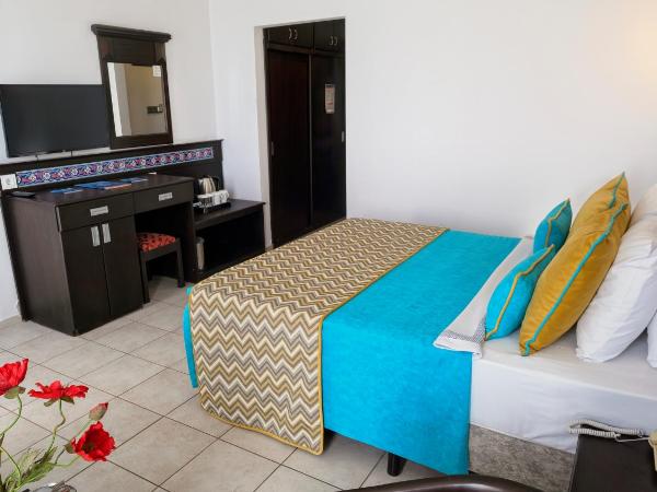 Big Blue Sky Hotel - All Inclusive : photo 2 de la chambre chambre double ou lits jumeaux standard avec balcon