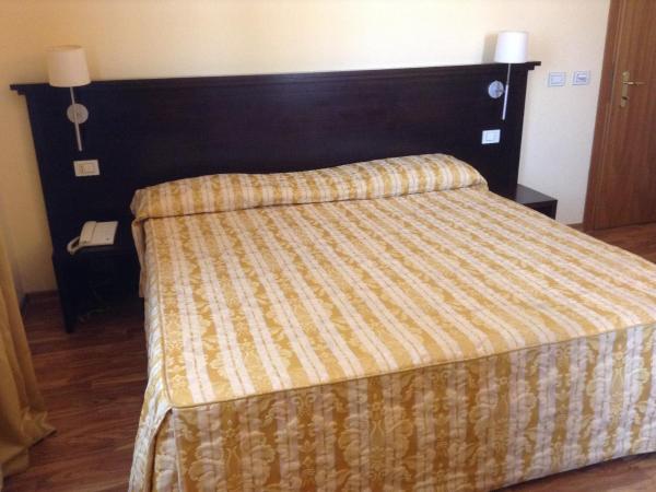 Hotel Due Colonne : photo 4 de la chambre chambre double ou lits jumeaux supérieure