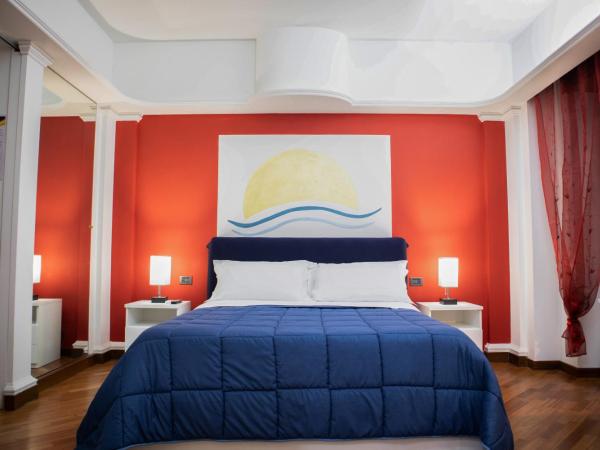 B&B Amalfi Coast Salerno : photo 10 de la chambre chambre lit queen-size avec baignoire spa