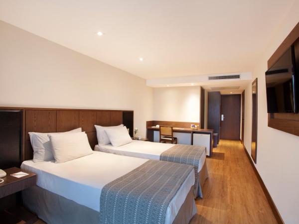 Windsor Palace Copacabana : photo 2 de la chambre chambre lits jumeaux standard