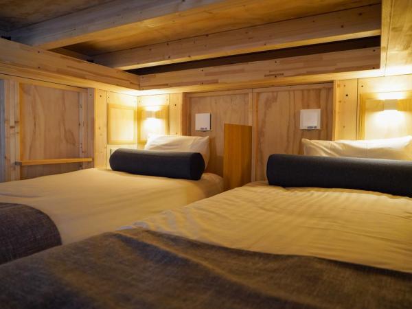 JR Mobile Inn Sapporo kotoni : photo 7 de la chambre family room with shower room 1