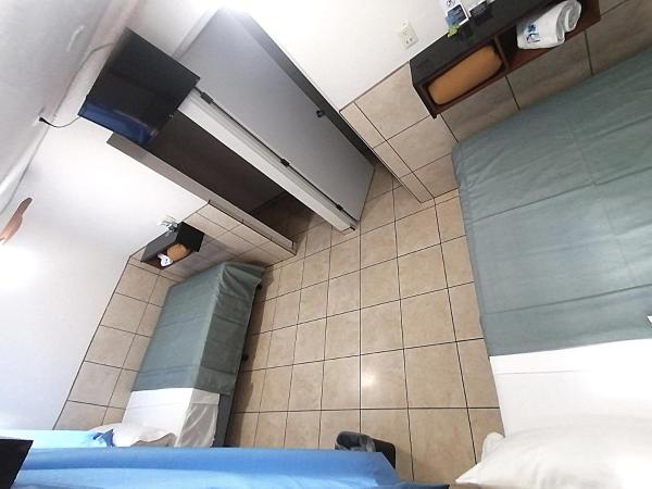 Hotel HCM Guadalajara : photo 2 de la chambre chambre quadruple