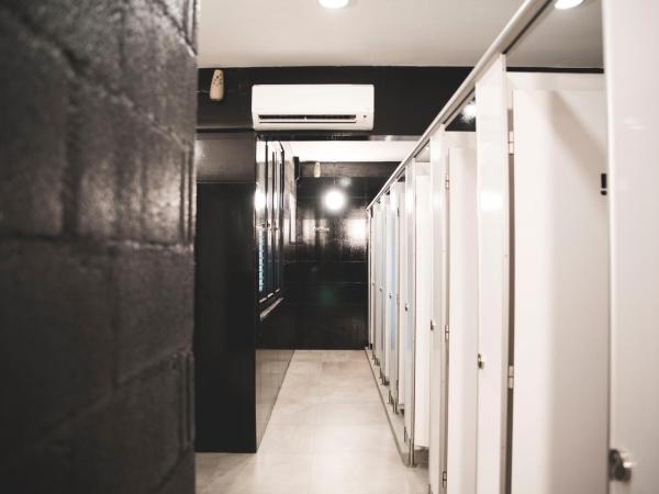 Wink at Mosque Street : photo 4 de la chambre capsule simple dans dortoir pour hommes