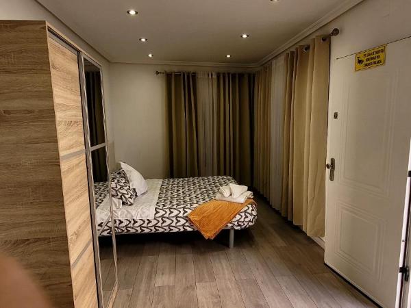 Hospedaje Puente de Vallecas : photo 5 de la chambre studio familial