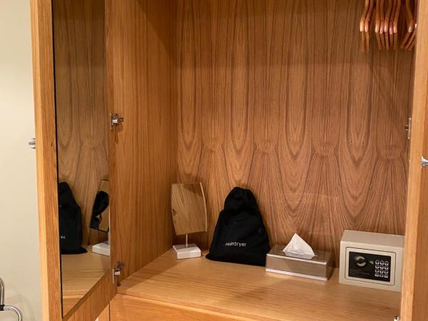 Kennington B & B : photo 1 de la chambre chambre double avec salle de bains privative