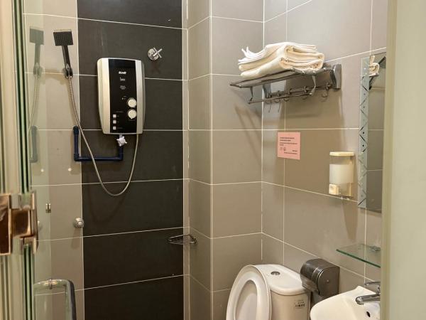 Coastline Hotel : photo 5 de la chambre chambre double Économique