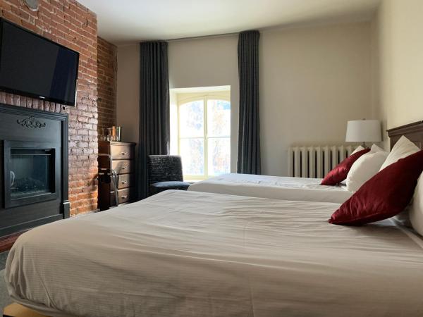 Hotel Le Saint-Paul : photo 1 de la chambre chambre double supérieure avec deux lits doubles