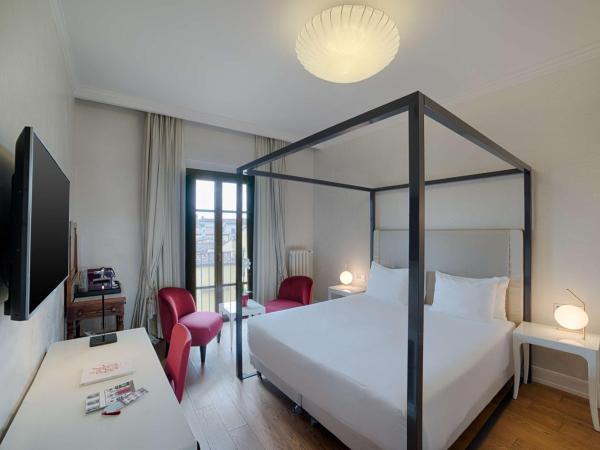 NH Collection Firenze Porta Rossa : photo 1 de la chambre chambre double ou lits jumeaux premium