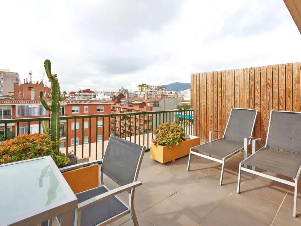 NH Barcelona Les Corts : photo 5 de la chambre chambre double ou lits jumeaux supérieure avec vue et terrasse