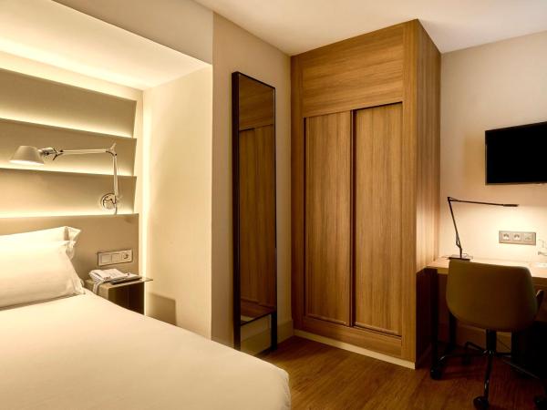 NH Sants Barcelona : photo 3 de la chambre chambre simple