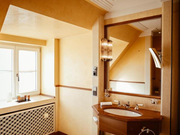 Hotel Bayerischer Hof : photo 4 de la chambre chambre simple standard