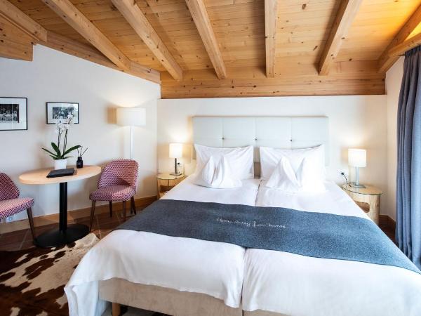 GOLFHOTEL Les Hauts de Gstaad & SPA : photo 2 de la chambre chambre double - chalet golfino