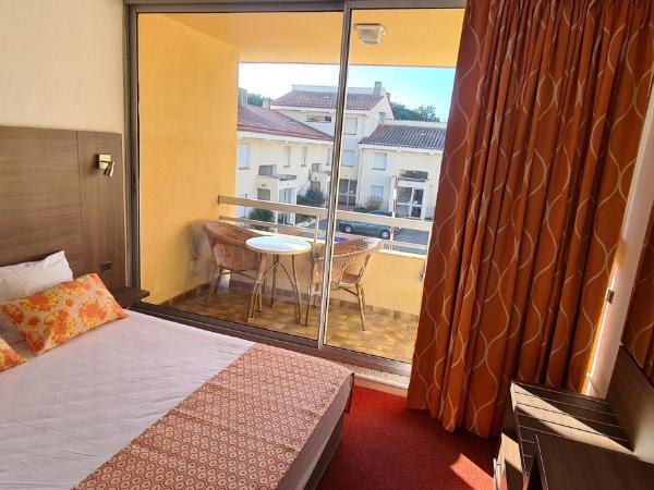 Hôtel Le Maritime : photo 1 de la chambre chambre double standard avec terrasse