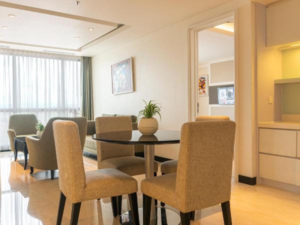 Swiss-Belboutique Yogyakarta : photo 6 de la chambre suite familiale