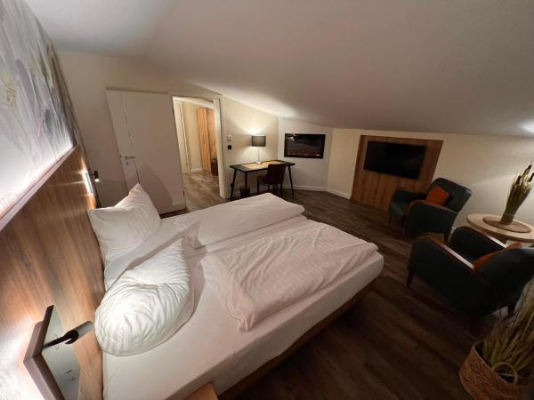 Hotel-Restaurant Amadeus : photo 3 de la chambre chambre double supérieure