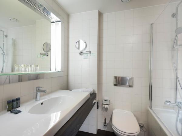 Holiday Inn Berlin City-West, an IHG Hotel : photo 2 de la chambre chambre double standard