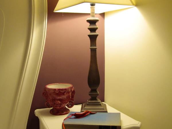 B&B Verdi : photo 3 de la chambre chambre double avec salle de bains privative extérieure