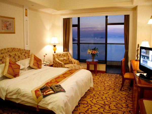 Huiquan Dynasty Hotel Qingdao : photo 4 de la chambre chambre lits jumeaux exécutive avec vue sur la mer