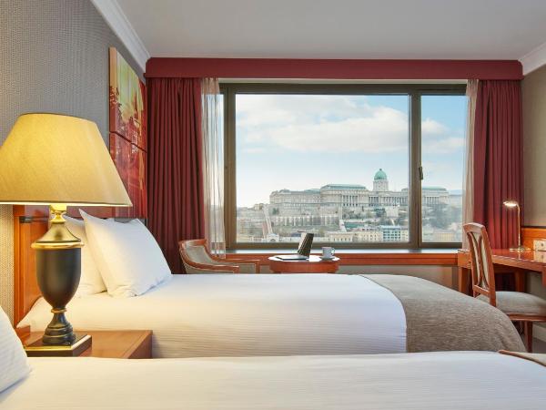 InterContinental Budapest, an IHG Hotel : photo 2 de la chambre hébergement classique lits jumeaux - vue sur rivière