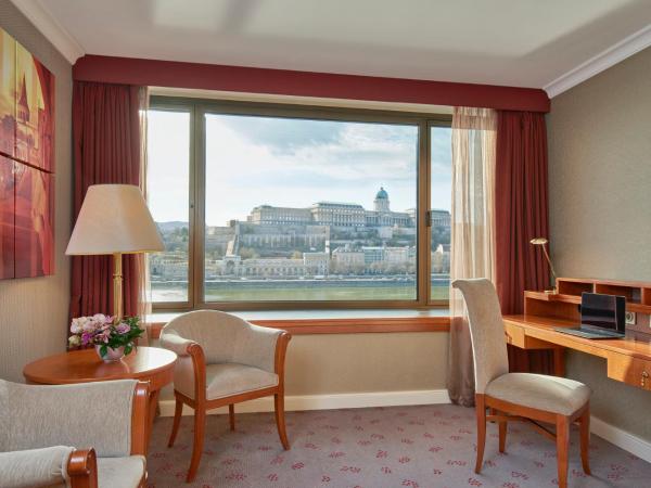 InterContinental Budapest, an IHG Hotel : photo 3 de la chambre suite junior - vue sur fleuve