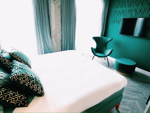 Bed, Bites & Business Hotel Rotterdam : photo 1 de la chambre chambre double avec balcon