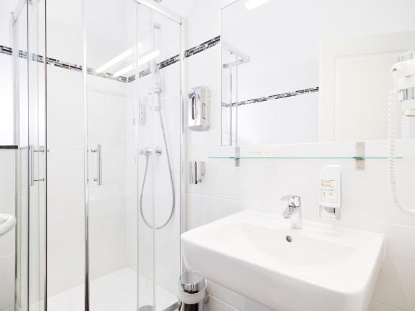 AMC Hotel - Schöneberg : photo 8 de la chambre chambre double deluxe