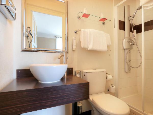 Best Western Hôtel Brittany La Baule Centre & Plages : photo 5 de la chambre chambre double classique avec 2 lits simples