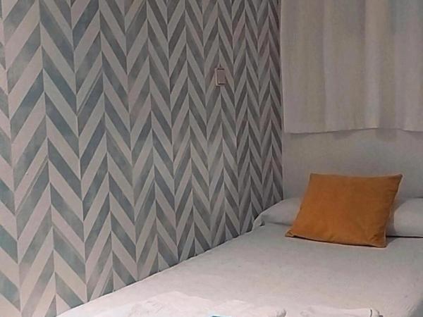 Hostal Abitum Madrid : photo 8 de la chambre chambre simple
