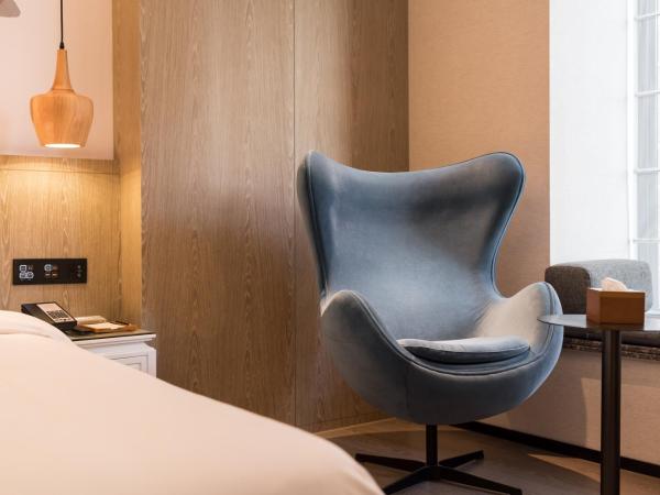 Paco Hotel Canton Tower Pazhou--FreeShuttle Bus for CantonFair : photo 3 de la chambre chambre double avec salle de bains privative