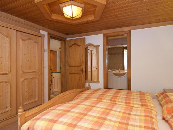 Hotel Jägerhof : photo 6 de la chambre suite familiale