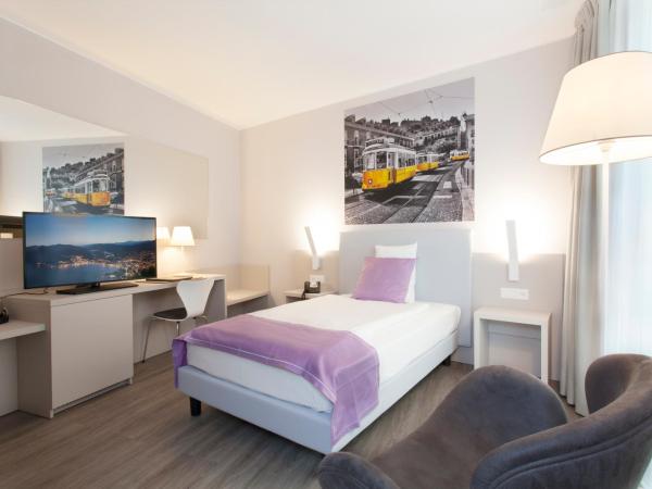 Hotel City Lugano : photo 1 de la chambre chambre business avec petit lit double