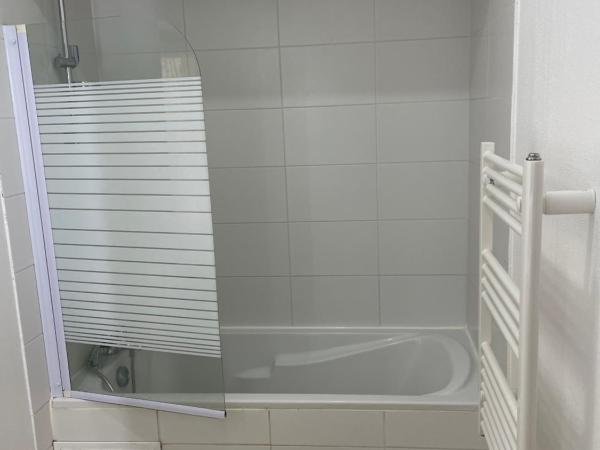 Maison du Cloitre Couvent des Carmes : photo 2 de la chambre chambre double