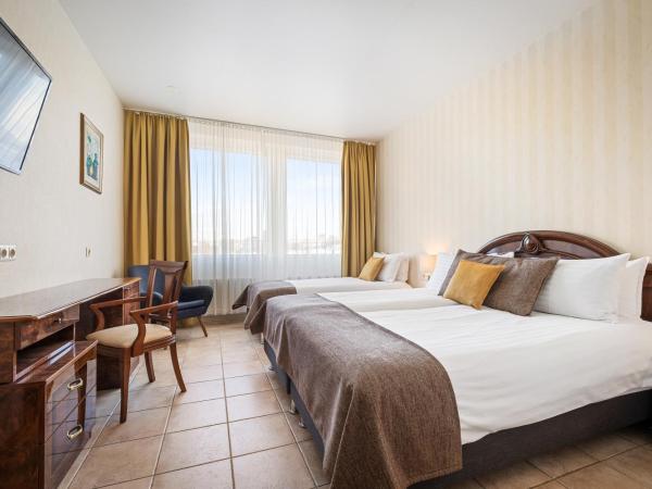 Hotel Ísland - Comfort : photo 2 de la chambre chambre triple standard