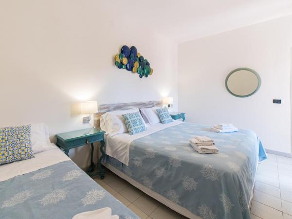 Hotel Villino Gallodoro : photo 4 de la chambre chambre triple