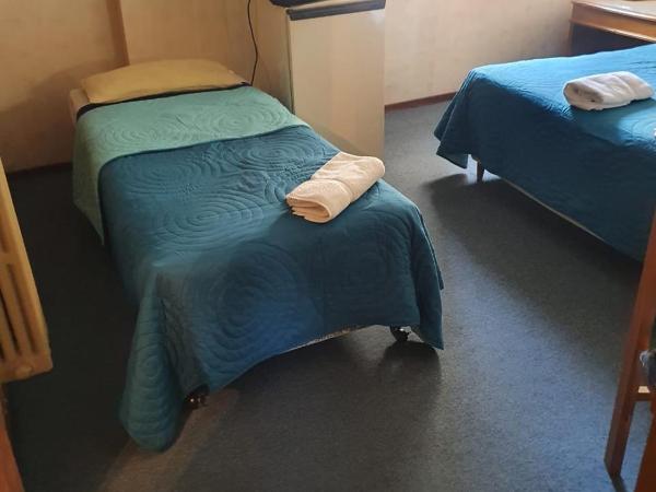 Apartamentos Plaza : photo 1 de la chambre chambre triple standard