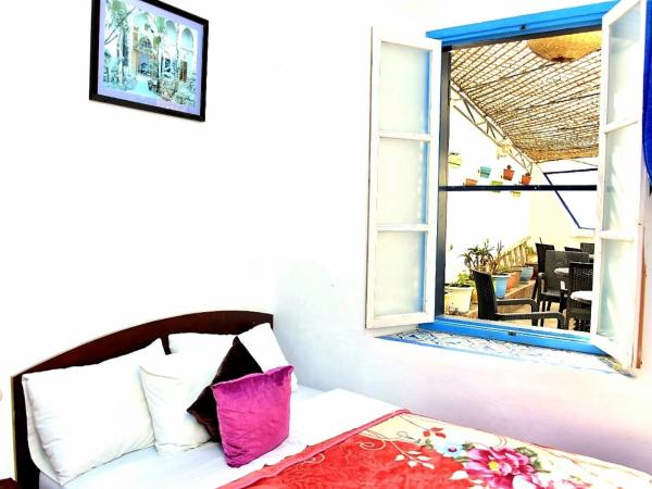 Appart, Hotel & Café Agadir : photo 1 de la chambre chambre double familiale