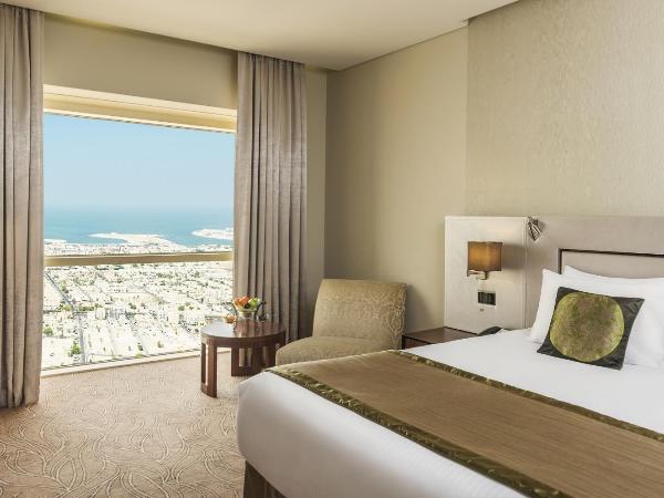 The Tower Plaza Hotel Dubai : photo 4 de la chambre chambre lit king-size supérieure sky