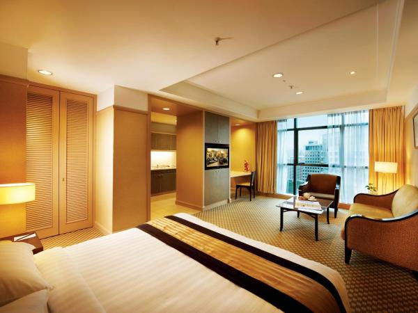 Pacific Regency Hotel Suites : photo 7 de la chambre chambre lit king-size supérieure