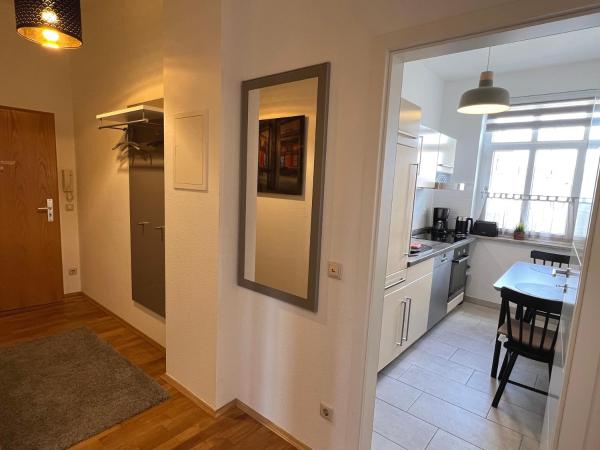 Pension-Leipzig-Süd : photo 5 de la chambre appartement avec balcon