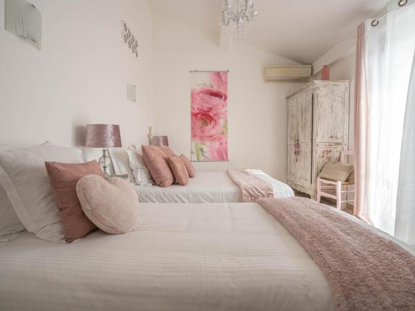 Hôtel Le Méditerranée : photo 3 de la chambre chambre triple