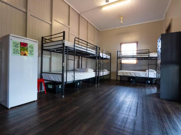 The Jack Backpackers : photo 3 de la chambre lit simple dans dortoir de 8 lits