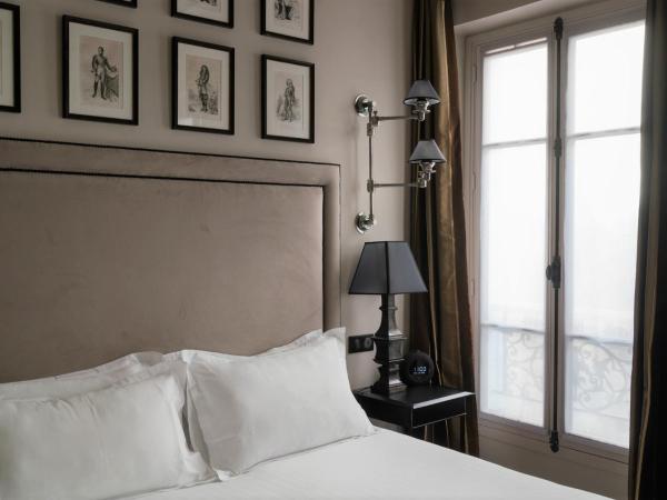 Hotel Saint-Louis en L'Isle - Notre-Dame : photo 6 de la chambre chambre double ou lits jumeaux supérieure