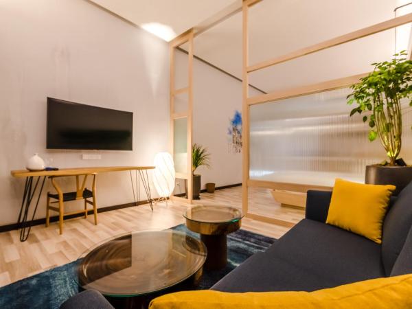 Tien Hotel Georgetown : photo 4 de la chambre suite avec cour