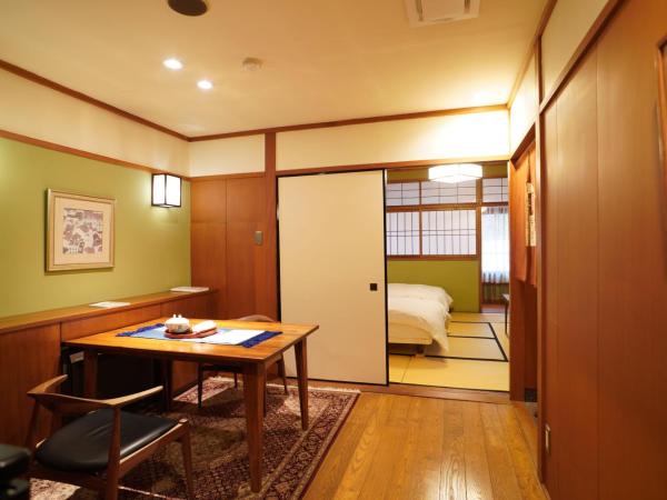 Arima Onsen Tocen Goshobo : photo 8 de la chambre chambre lits jumeaux supérieure - chuyo